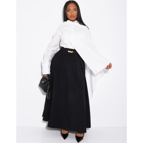 Hochtaillierter, ausgestellter Rock mit Abnähern