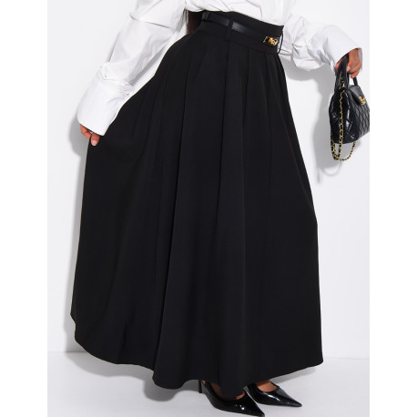 Hochtaillierter, ausgestellter Rock mit Abnähern