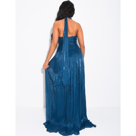 Langes, rückenfreies Kleid aus schimmerndem Satin mit Schlitz