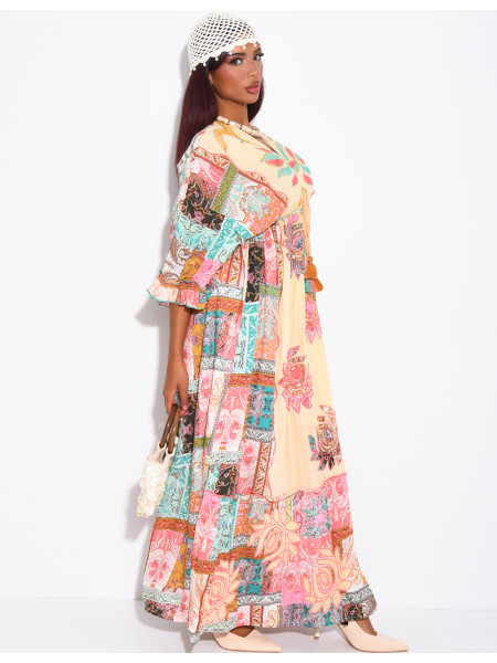Langes, bedrucktes Boho-Kleid mit Stickerei