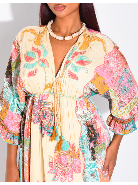 Langes, bedrucktes Boho-Kleid mit Stickerei