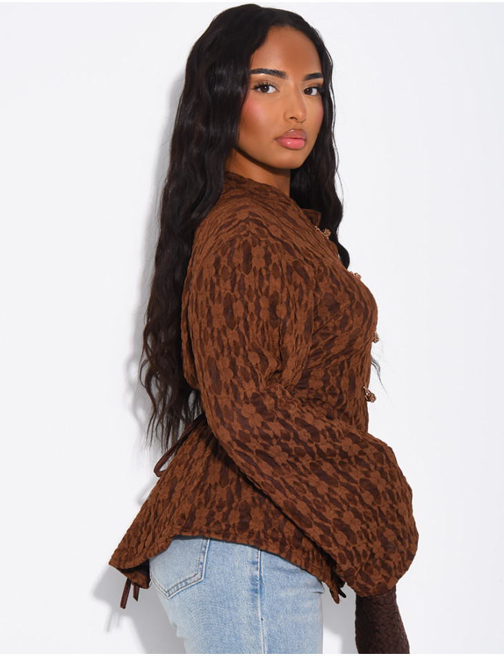 Top manches longues en dentelle doublé et attaches style asiatique