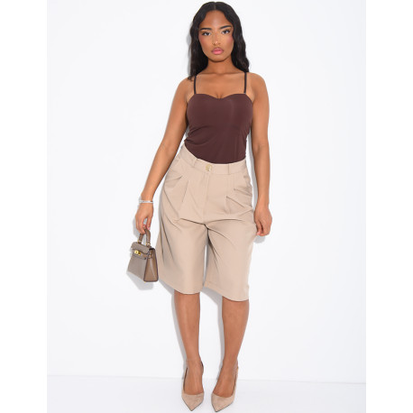 Pleated tailored Bermuda shorts