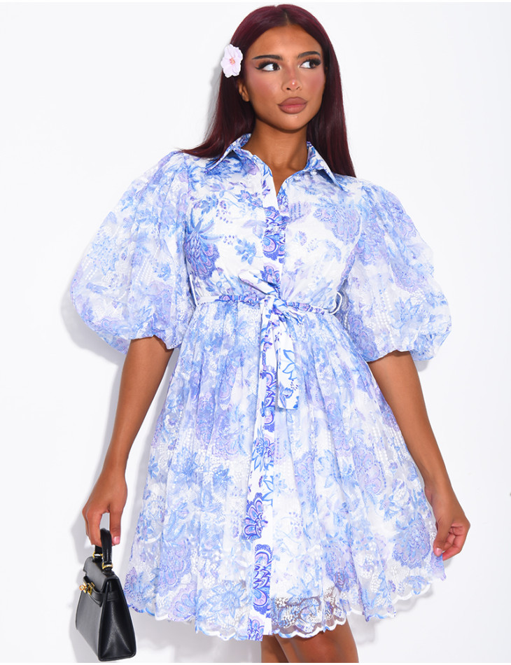 Robe courte boutonnée en voile imprimé floral à ceinture