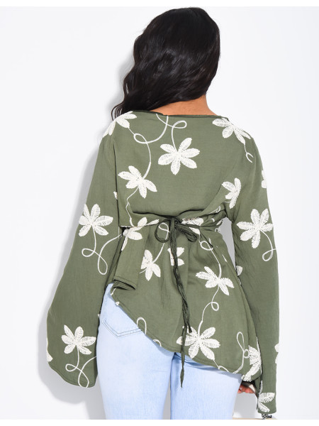 Top effet lin asymétrique à nouer avec motifs brodés