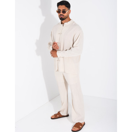 Linen set comprising trousers and a round-neck shirt