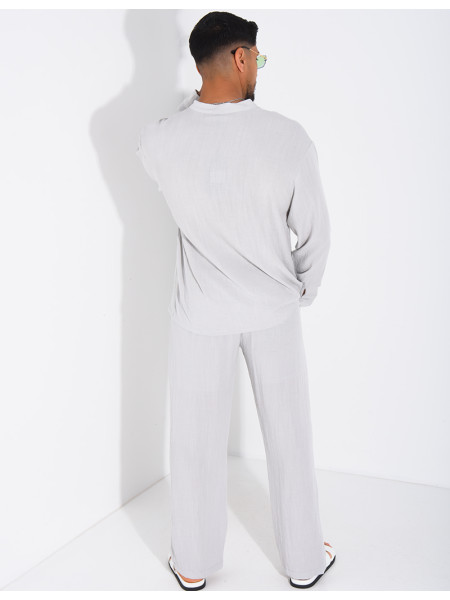 Linen set comprising trousers and a round-neck shirt