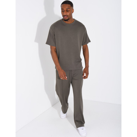 Ensemble pantalon et t-shirt léger