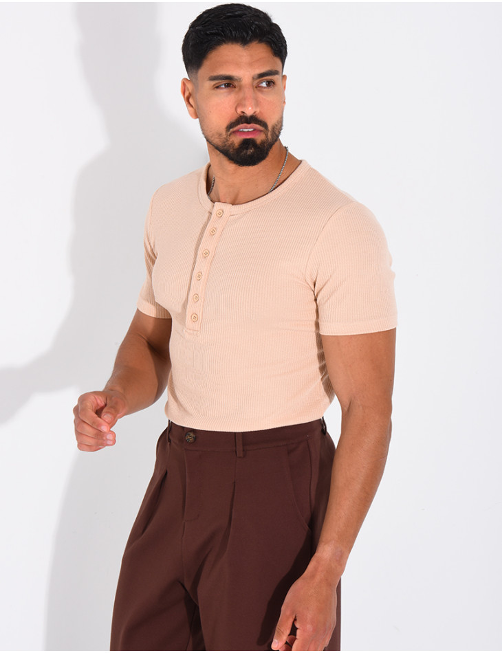 T-shirt texturé à col rond et boutons