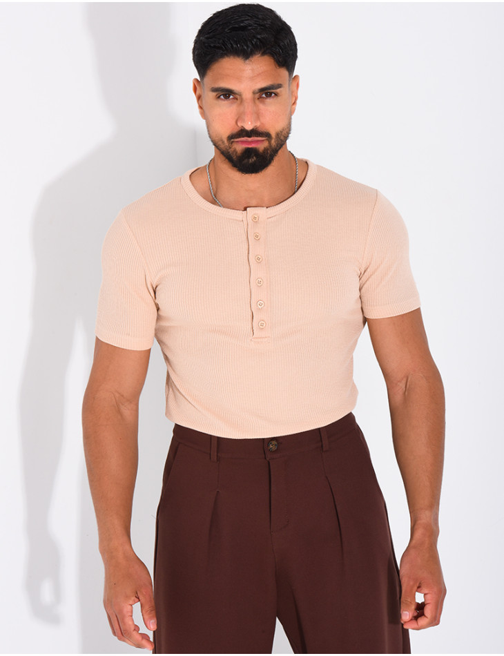 T-shirt texturé à col rond et boutons