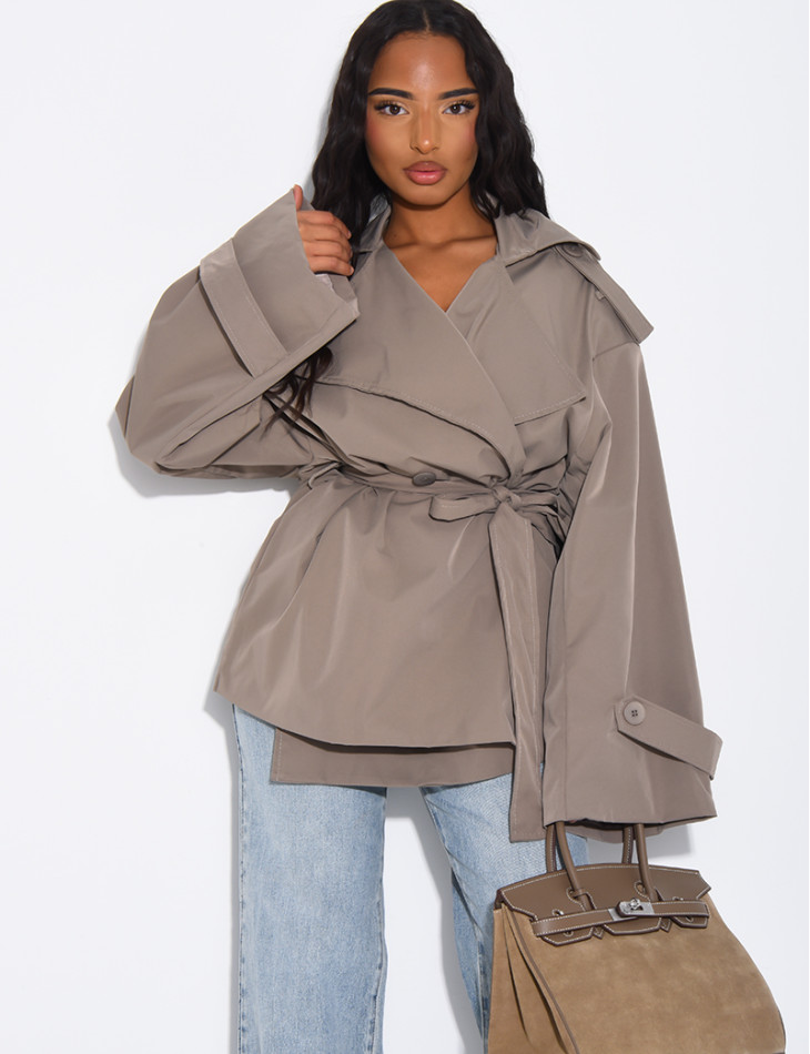 Trench court avec ceinture