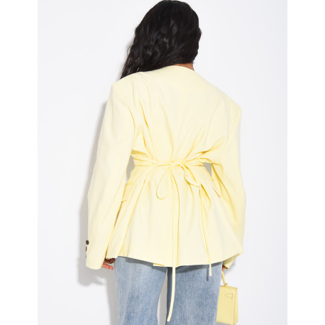 Blazer boutonné à nouer à la taille