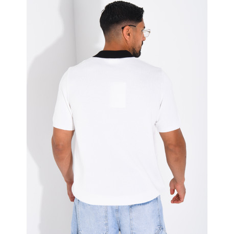 Polo à motif brodé