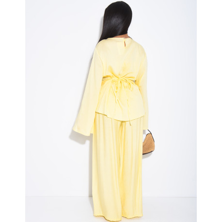 Ensemble en lin pantalon et top fendu