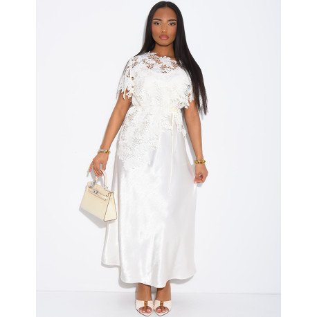 Ensemble robe en satin à fines bretelles et top en dentelle