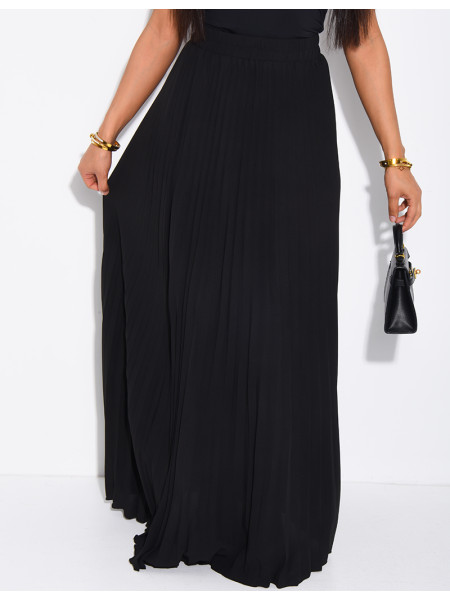 Very long pleated skirt