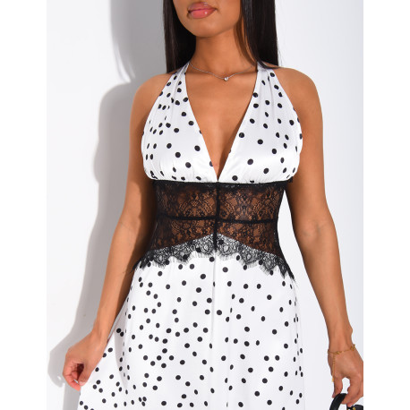 Robe longue en satin à pois et empiècement en dentelle