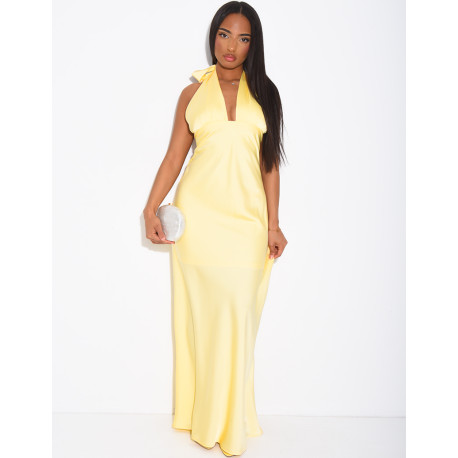 Robe longue en satin dos nu