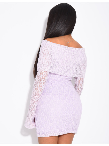 Robe courte col bateau en dentelle