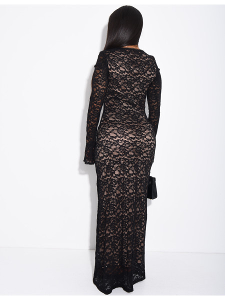 Langes Spitzenkleid mit ausgestellten Ärmeln