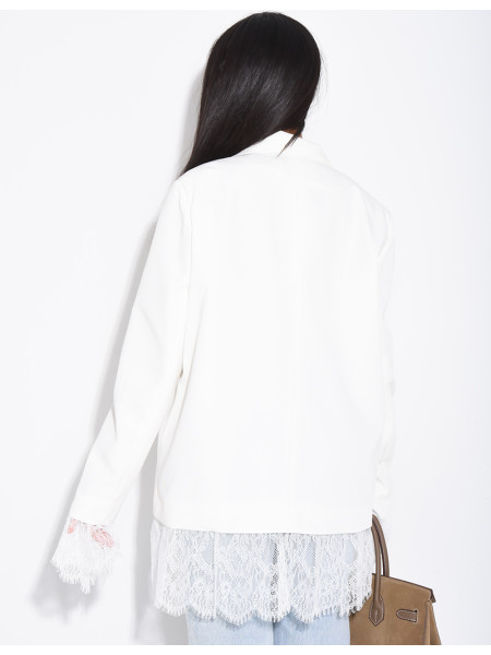 Blazer oversize à bordures en dentelle fine