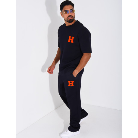 Ensemble pantalon et t-shirt avec la lettre H