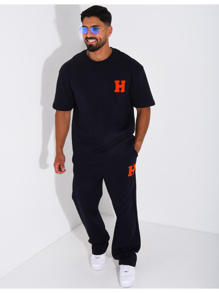 Ensemble pantalon et t-shirt avec la lettre H