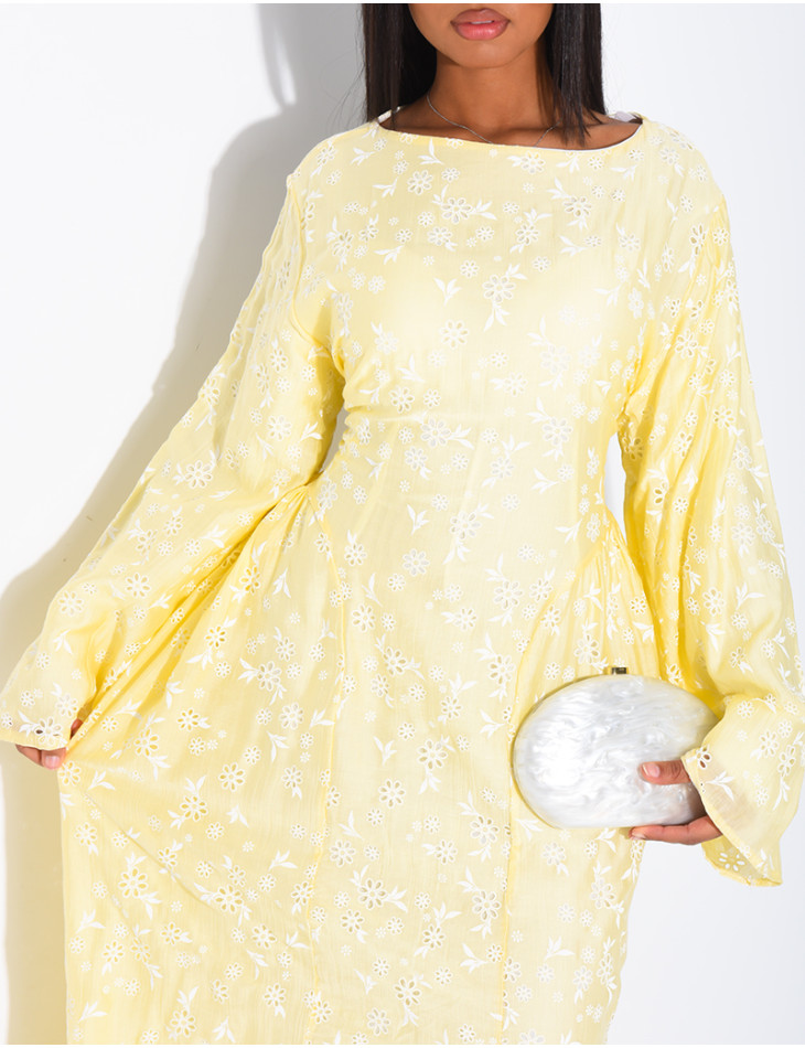 Robe longue doublée à motifs fleurs brodées