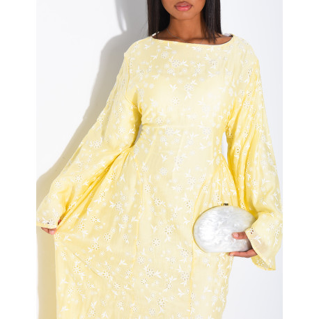 Robe longue doublée à motifs fleurs brodées