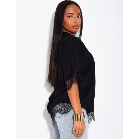 Ribbed T-shirt with lace trim