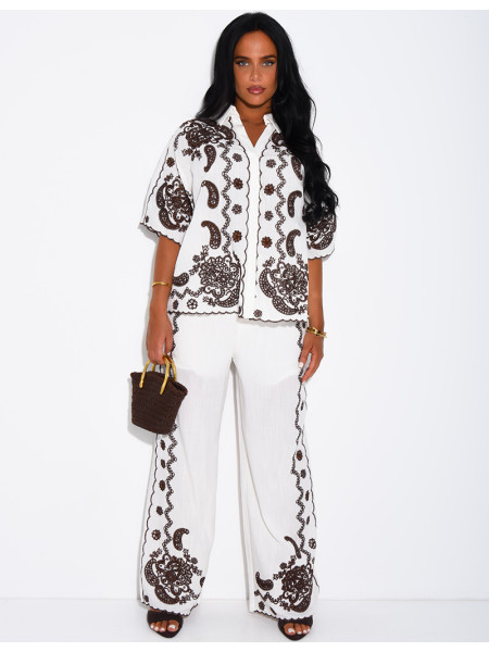 Cotton and linen set with embroidered pants and shirt