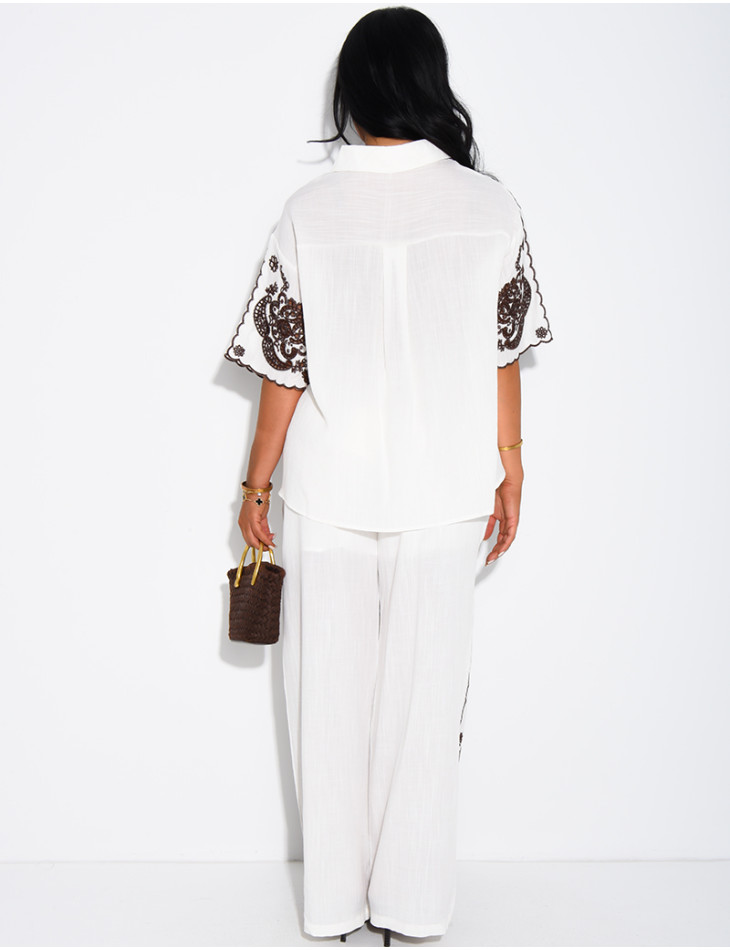 Cotton and linen set with embroidered pants and shirt
