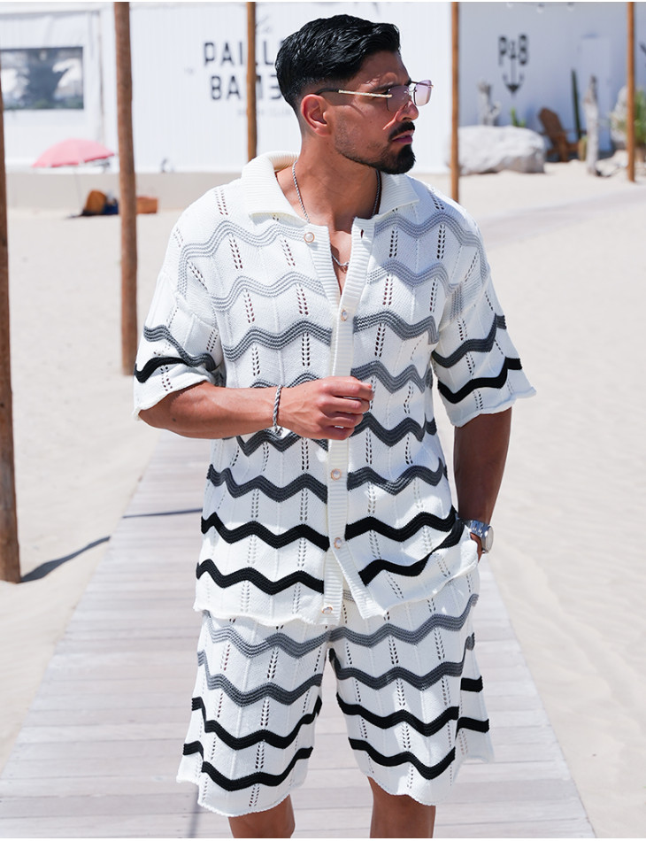 Ensemble ajouré à motifs vagues short et chemise à boutons perles