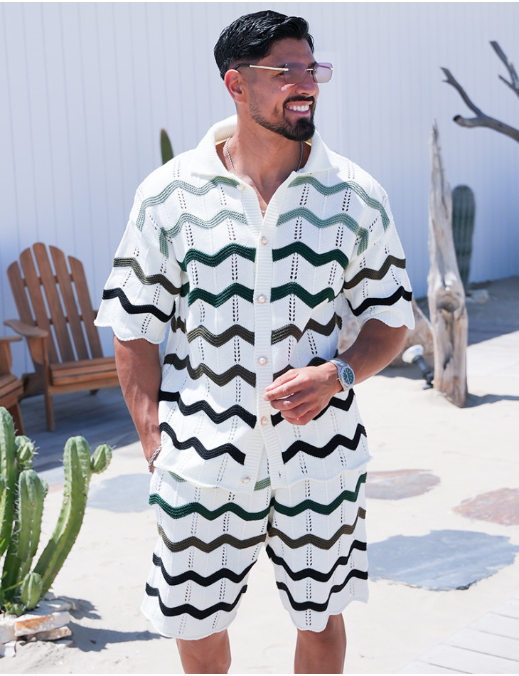Ensemble ajouré à motifs vagues short et chemise à boutons perles