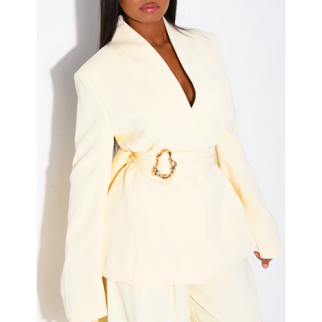 Hosenanzug-Set aus Hose und Blazer zum Binden mit goldener Brosche