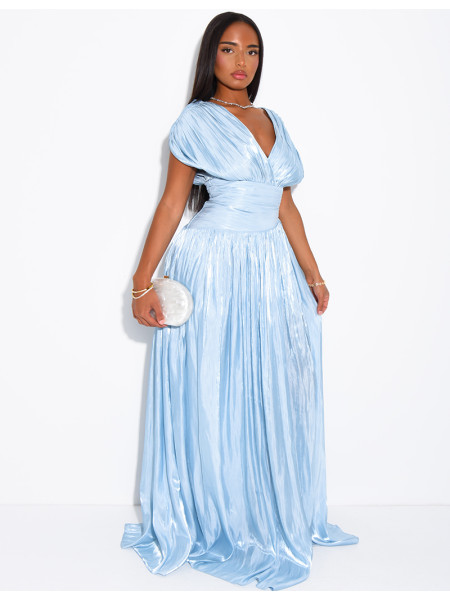 Long, backless dress in iridescent satin with a slit