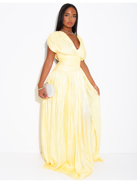 Robe longue dos nu en satin irisée à fente