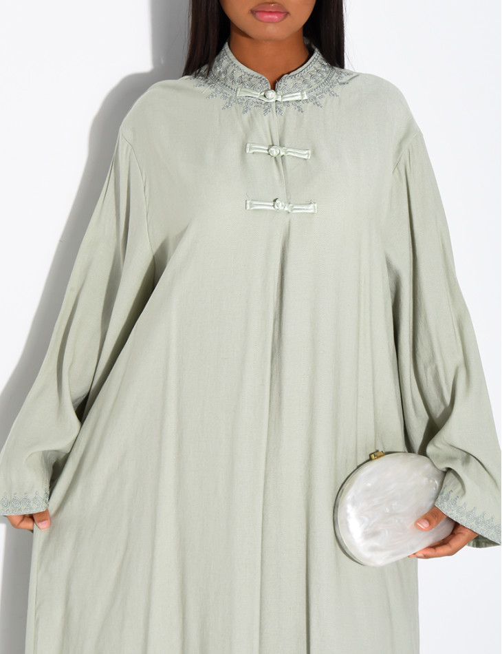 Abaya in Leinenoptik mit Knöpfen im asiatischen Stil am Kragen