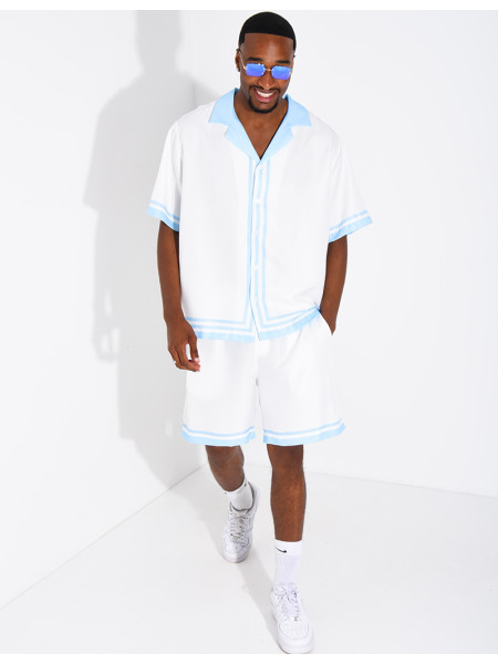 Ensemble short et chemise à bordures contrastantes