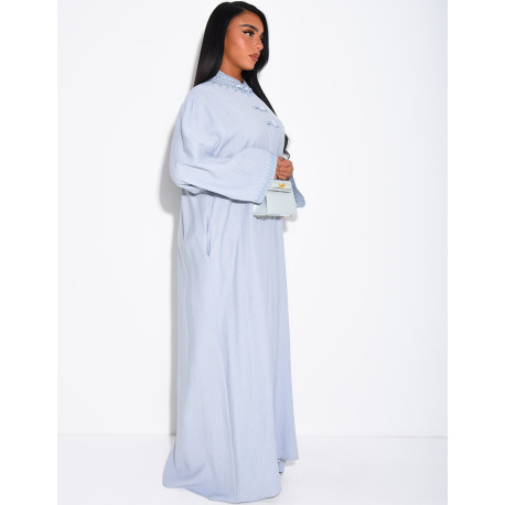 Linen-effect abaya with Asian-style buttons at the collar