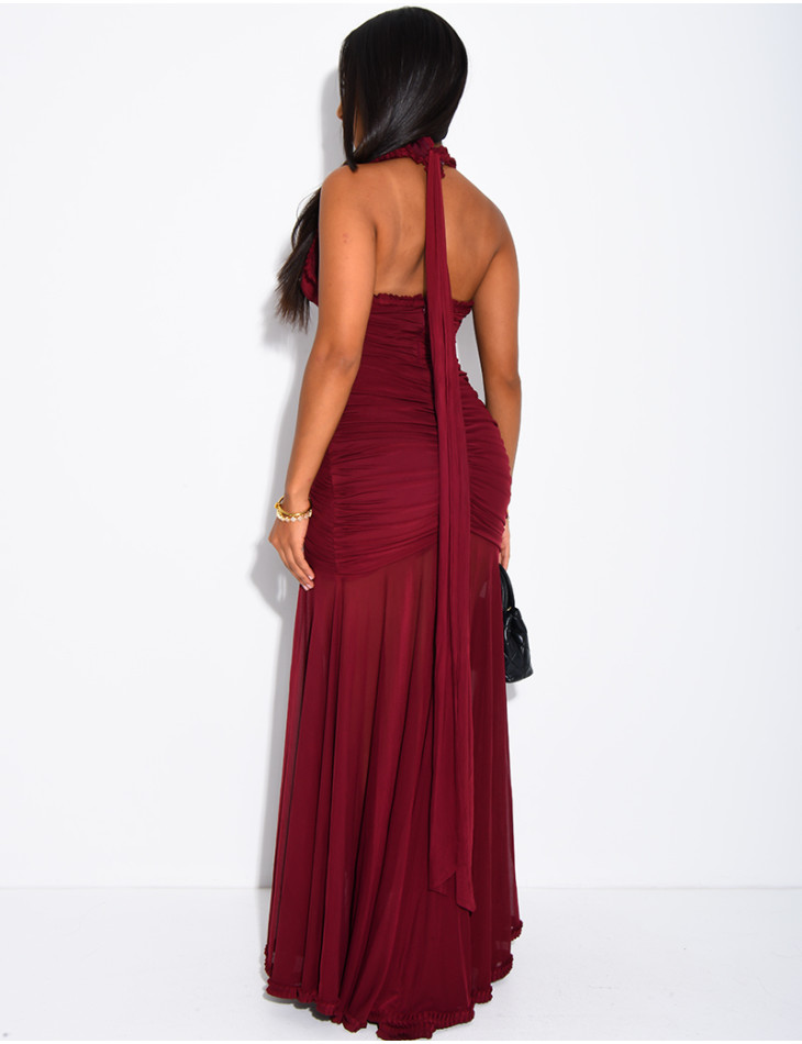 Langes, gerafftes, rückenfreies Kleid mit Rüschen