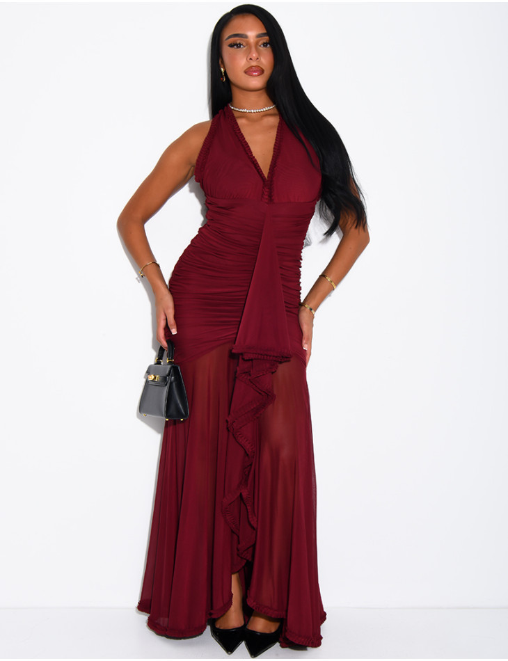 Langes, gerafftes, rückenfreies Kleid mit Rüschen