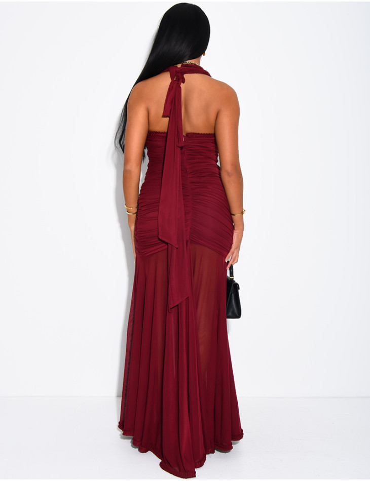 Langes, gerafftes, rückenfreies Kleid mit Rüschen
