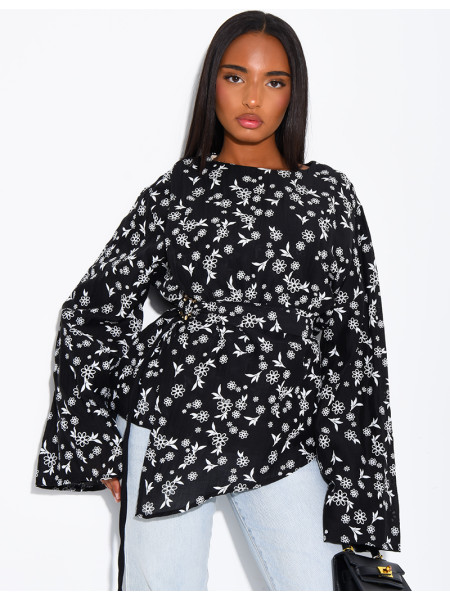 Floral openwork top with matching belt