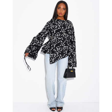 Floral openwork top with matching belt