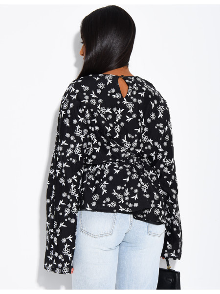 Floral openwork top with matching belt