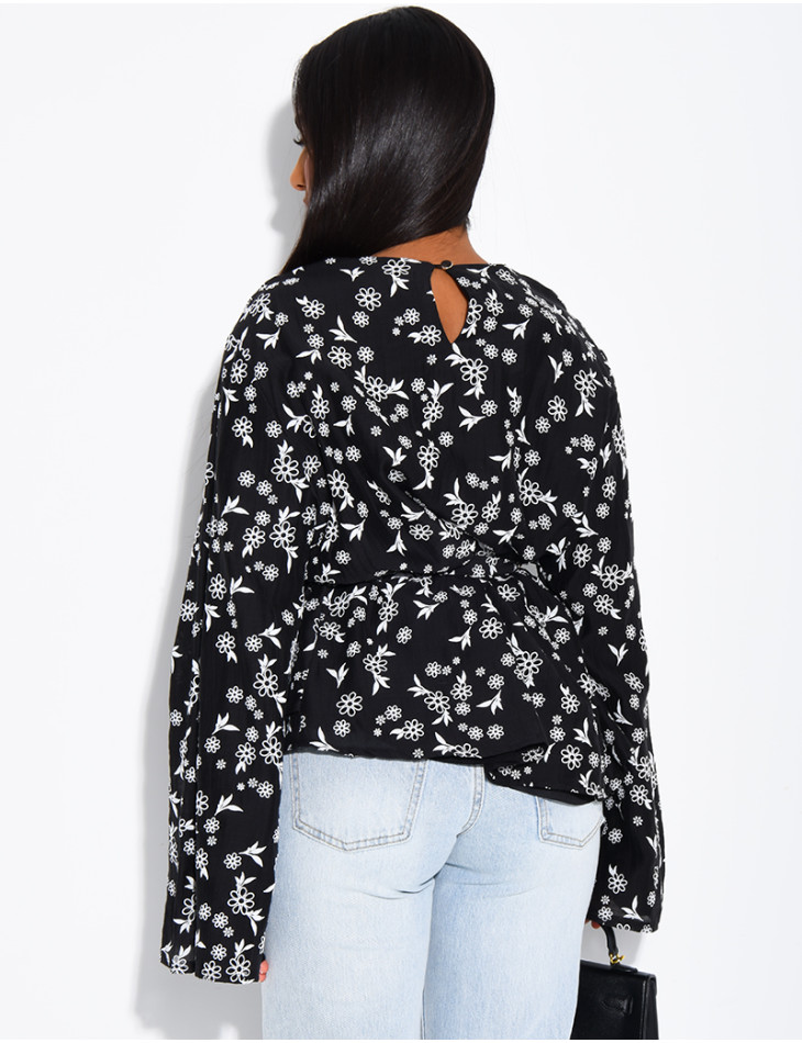 Floral openwork top with matching belt