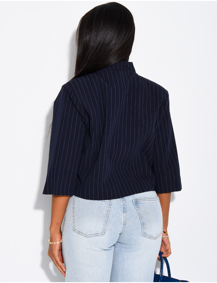 Kurzer Zweireiher-Blazer mit Streifenmuster und Schulterpolstern