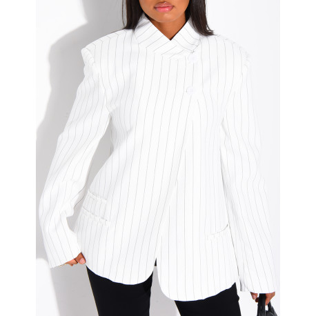 Hochwertiger Zweireiher-Blazer mit Streifenmuster