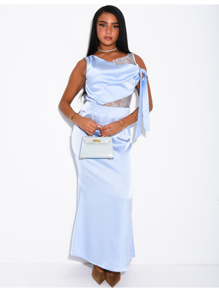 Robe longue en satin à doublure en dentelle